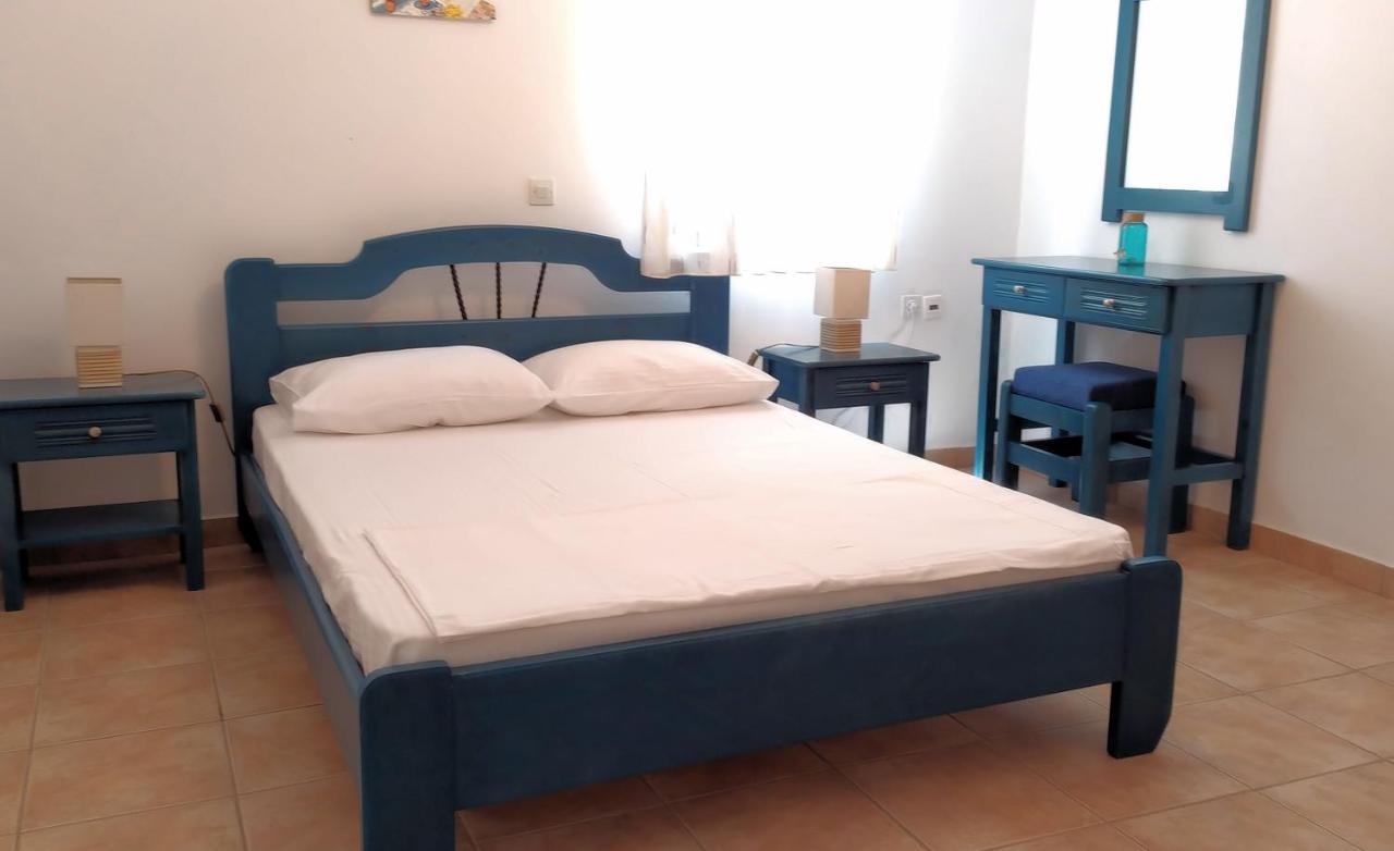 Ioli Apartments Alopronia Extérieur photo