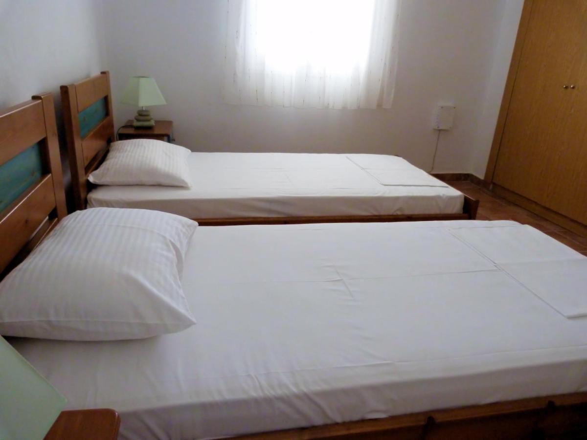 Ioli Apartments Alopronia Extérieur photo