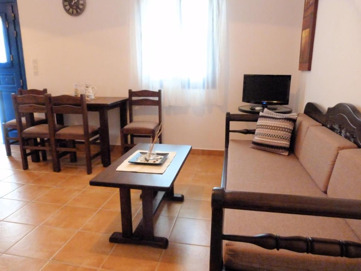 Ioli Apartments Alopronia Extérieur photo