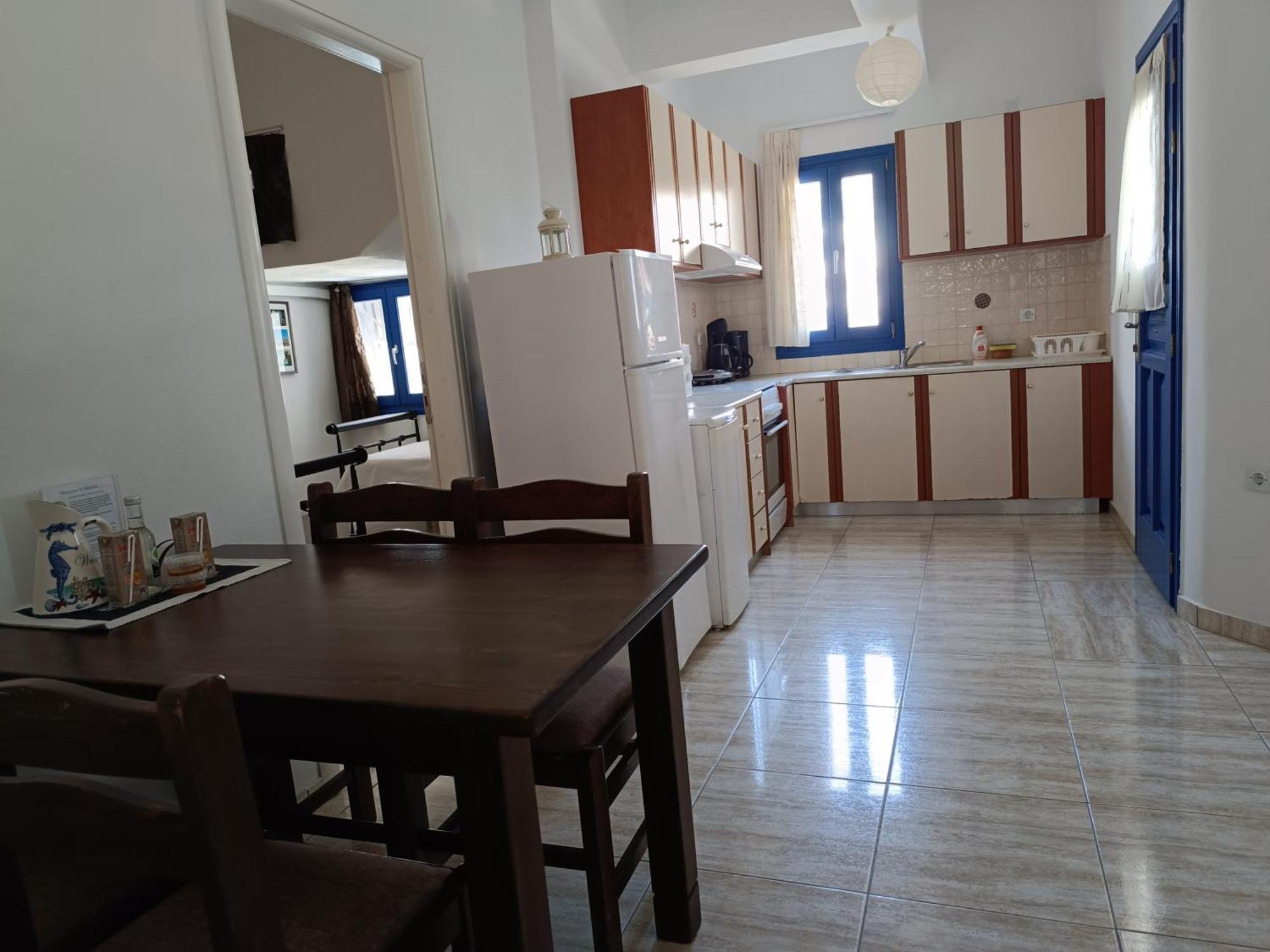 Ioli Apartments Alopronia Extérieur photo