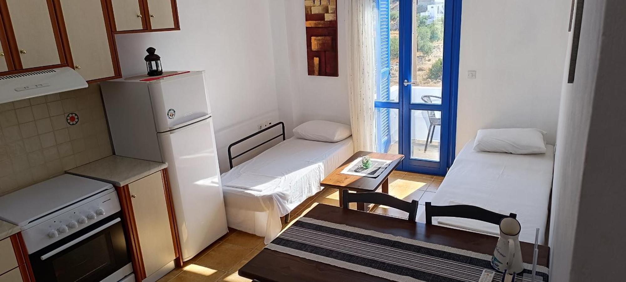 Ioli Apartments Alopronia Extérieur photo